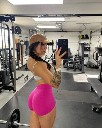 Roxy Cisneros Nakenläckor OnlyFans Foto 17