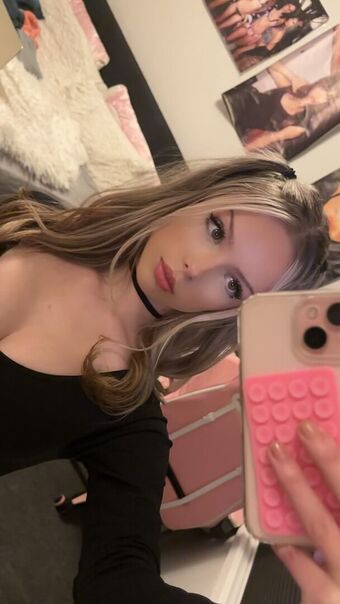 Ruby Luisa Nakenläckor OnlyFans Foto 4