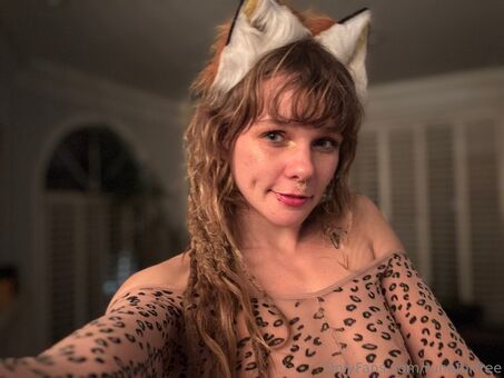 runeforfree Nakenläckor OnlyFans Foto 16