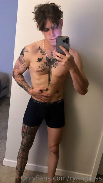 ryangross Nakenläckor OnlyFans Foto 2