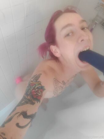 Ryleerunk Nakenläckor OnlyFans Foto 31