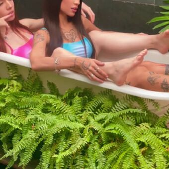 Ryujinnie Nakenläckor OnlyFans Foto 7