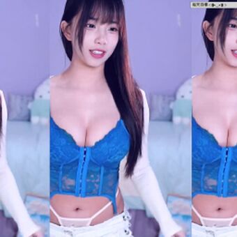 s201111 Nakenläckor OnlyFans Foto 18