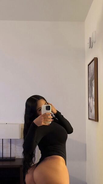 s2wavvvyyyy Nakenläckor OnlyFans Foto 4