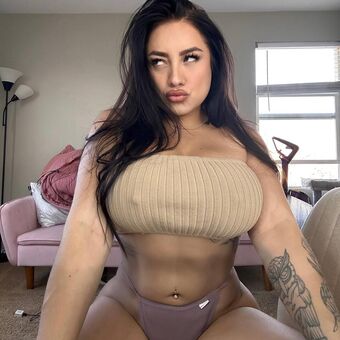 Sabrina Lane Nakenläckor OnlyFans Foto 10