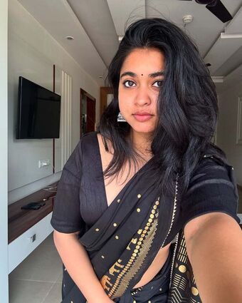 Saloni Singh Nakenläckor OnlyFans Foto 5