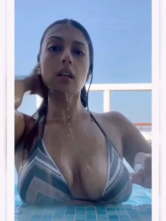 Sameea Bangera Nakenläckor OnlyFans Foto 13