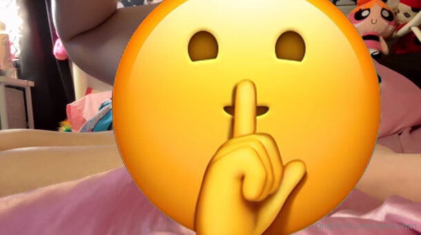 samisinxo Nakenläckor OnlyFans Foto 1