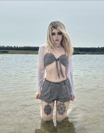 Samkat Nakenläckor OnlyFans Foto 5