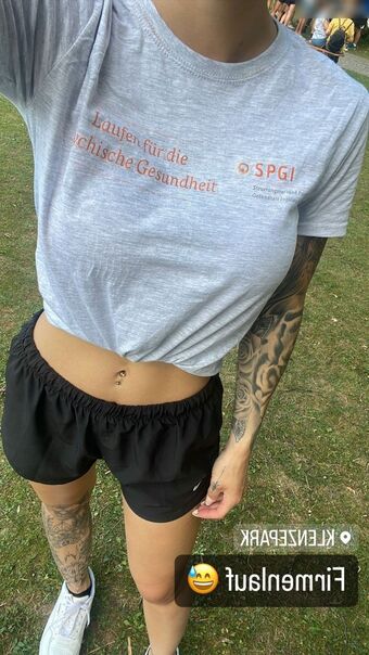 Sandra Peterhoff Nakenläckor OnlyFans Foto 3