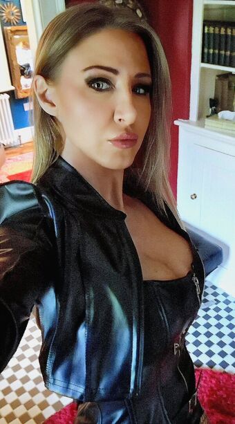 Sarah Wright Nakenläckor OnlyFans Foto 122