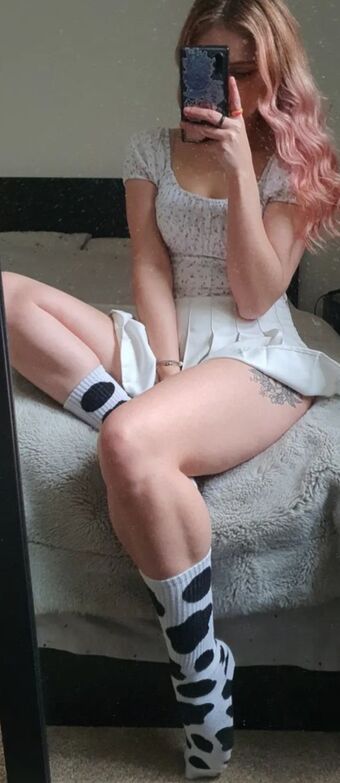 SariaArts Nakenläckor OnlyFans Foto 8