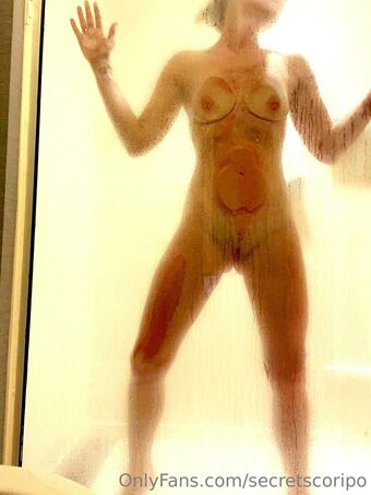 secretscoripo Nakenläckor OnlyFans Foto 12