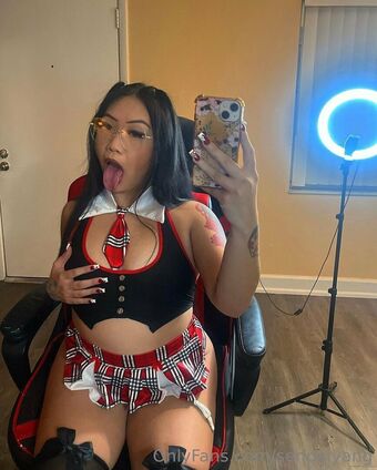 senpaiyang Nakenläckor OnlyFans Foto 46