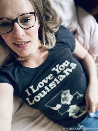 sexttherapy Nakenläckor OnlyFans Foto 18