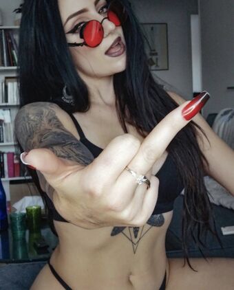 Shadows.sight Nakenläckor OnlyFans Foto 4