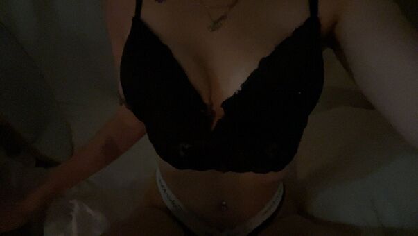 shannynwatson Nakenläckor OnlyFans Foto 5