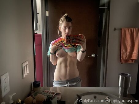 shapeyouraspen Nakenläckor OnlyFans Foto 64
