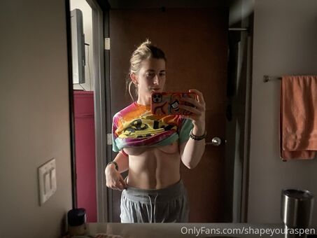 shapeyouraspen Nakenläckor OnlyFans Foto 67