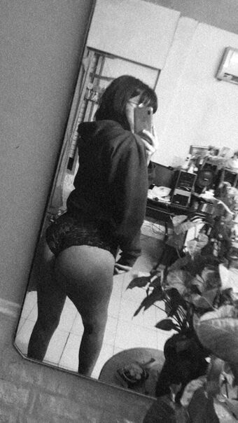 Sharon Nakenläckor OnlyFans Foto 33