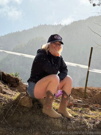 shellpageau Nakenläckor OnlyFans Foto 9