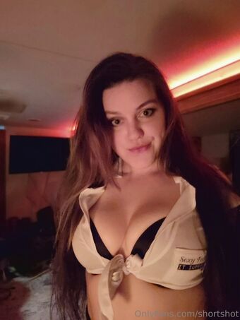 shortshot Nakenläckor OnlyFans Foto 4