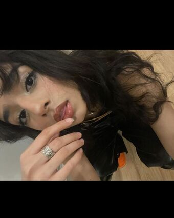 Sia Kumar Nakenläckor OnlyFans Foto 3