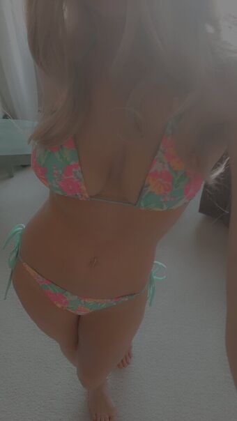 Sidekickbae Nakenläckor OnlyFans Foto 4