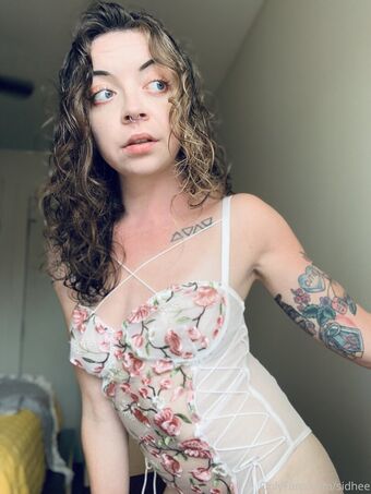 sidhee Nakenläckor OnlyFans Foto 18