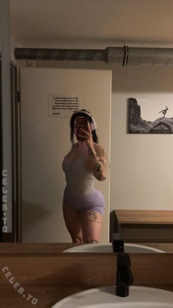 Sinarwtz Nakenläckor OnlyFans Foto 50