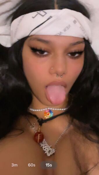 sinherself Nakenläckor OnlyFans Foto 1