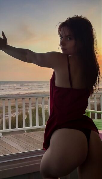 Sinonsilk Nakenläckor OnlyFans Foto 16