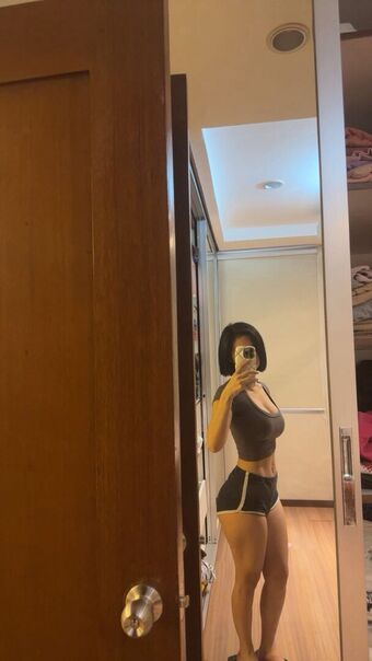 Siobe Lim Nakenläckor OnlyFans Foto 65