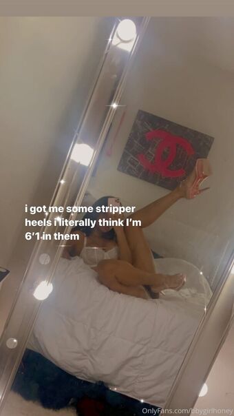 sirensarca Nakenläckor OnlyFans Foto 17