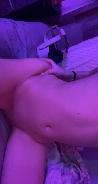 slankemow Nakenläckor OnlyFans Foto 15