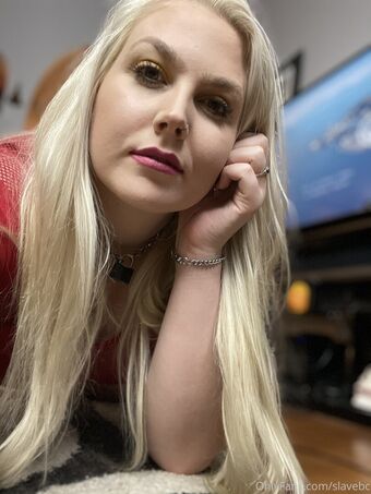slavebc Nakenläckor OnlyFans Foto 33
