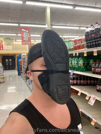 slcsneakerlicker