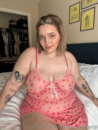 sleepysofiavip Nakenläckor OnlyFans Foto 8