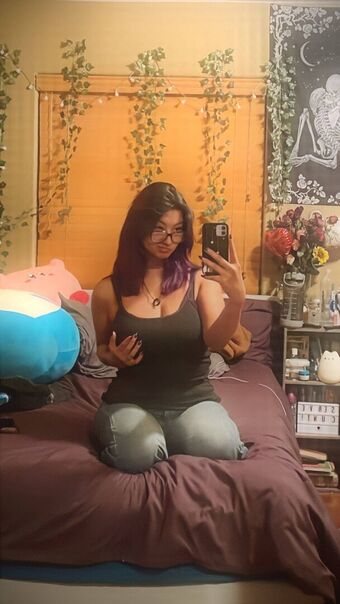 Snailsquee Nakenläckor OnlyFans Foto 8
