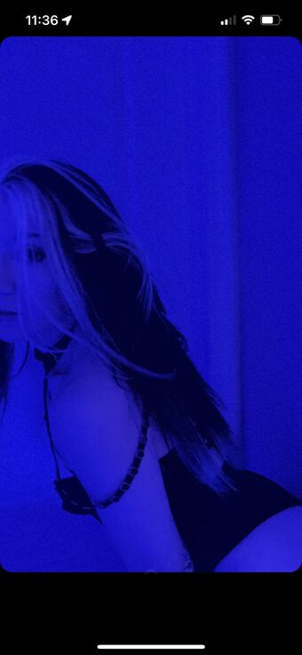 Snerixx Nakenläckor OnlyFans Foto 7