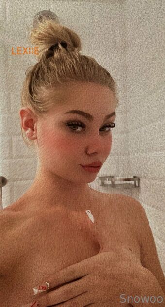 snowoo Nakenläckor OnlyFans Foto 4
