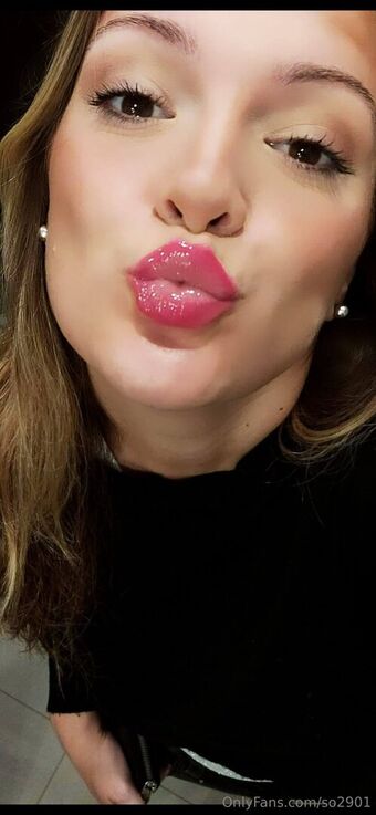 so2901 Nakenläckor OnlyFans Foto 9