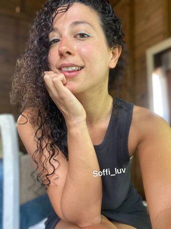 Soffia Luv Nakenläckor OnlyFans Foto 20