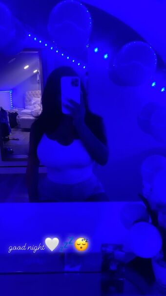 sofia.deroian Nakenläckor OnlyFans Foto 15