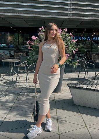 sofia-foxy Nakenläckor OnlyFans Foto 18