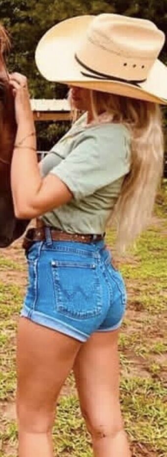 Sofia McDonald Nakenläckor OnlyFans Foto 25