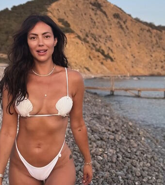 Sofia Ribeiro Nakenläckor OnlyFans Foto 19
