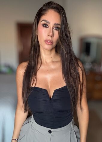 Sofia Yunes Nakenläckor OnlyFans Foto 112