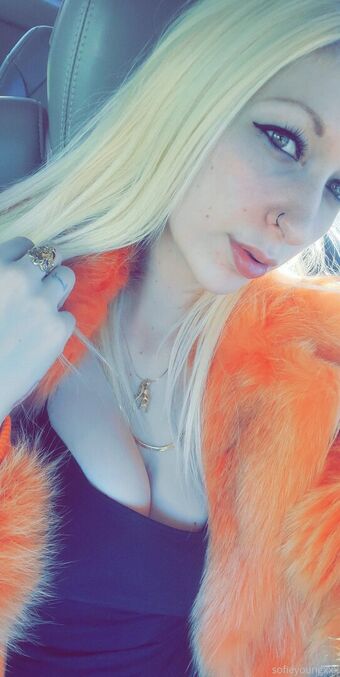 sofieyoungxxx