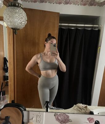 Softsupplesad Nakenläckor OnlyFans Foto 8
